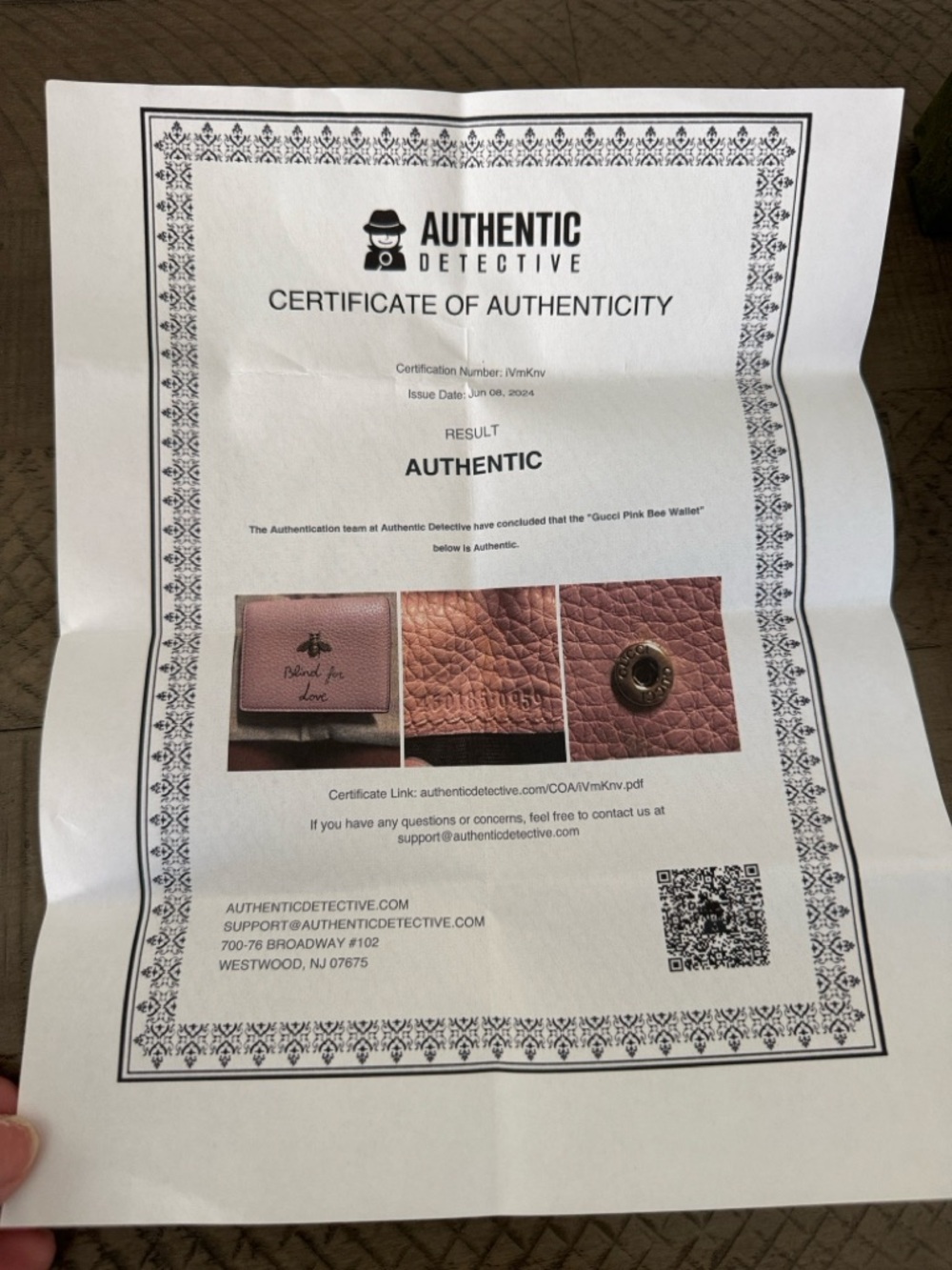 Gucci Bee “Blind for Love” Pink Leather Card Holder Wallet - Picture 12 of 12